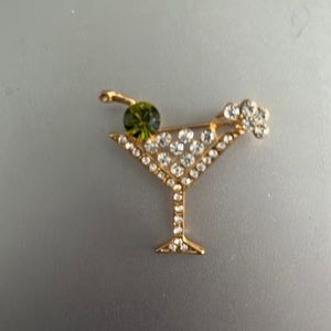 Martini Cocktail with an Olive Brooch/Pin🍸